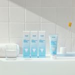 Sensitive Teeth and Gums Toothpaste (100g x 3 Tubes)