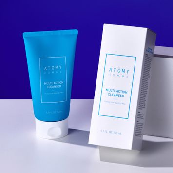 Homme Multi-Action Cleanser