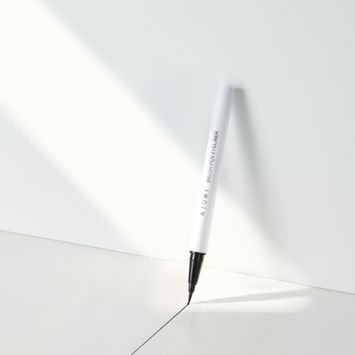 Brush Pen Eyeliner - Black
