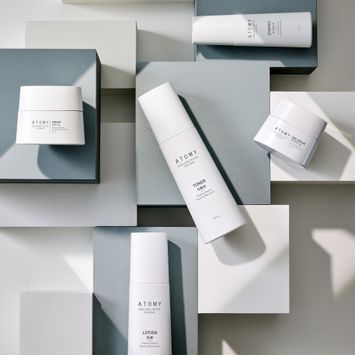 アトミ スキンケアシステム ザ フェイム