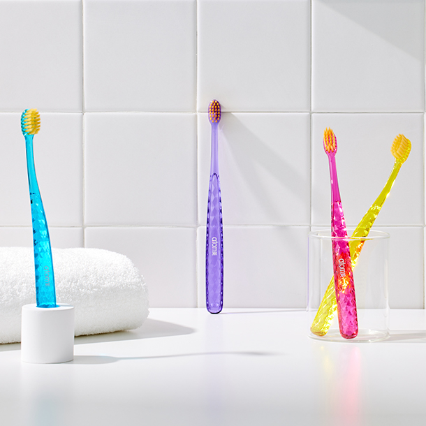 Compact Toothbrush (8pieces/box)