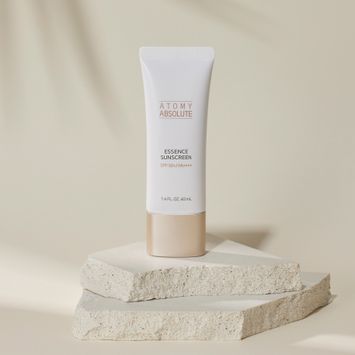 อะโทมี่ แอบโซลูท เอสเซนส์ ซันสกรีน เอสพีเอฟ 50+ / พีเอ++++