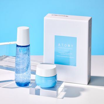 อะโทมี่ ไฮดรา ไบร์ทเทนนิ่ง แคร์ เซ็ต